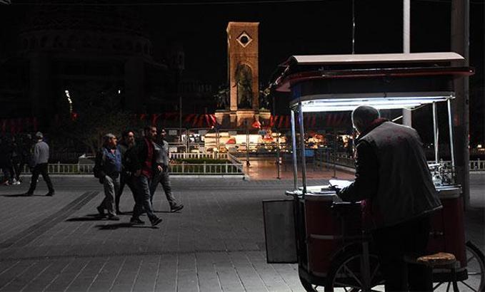 Taksim Meydanı açıldı