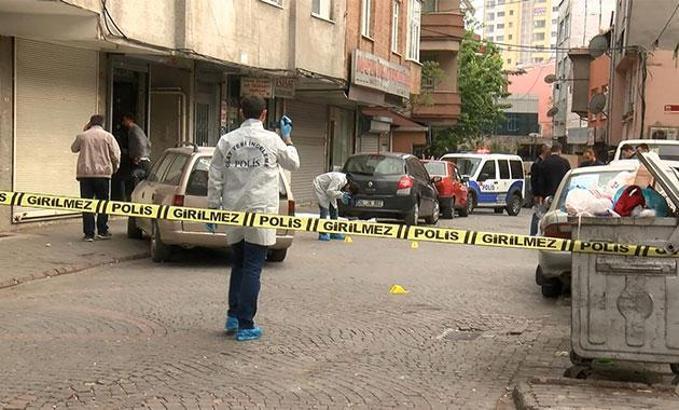 Esenler'de sokak ortasında cinayet