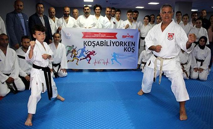 ‘Koşabiliyorken Koş’ projesi ile herkes karate yapıyor
