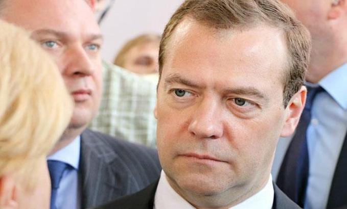 Putin'in başbakan adayı Medvedev