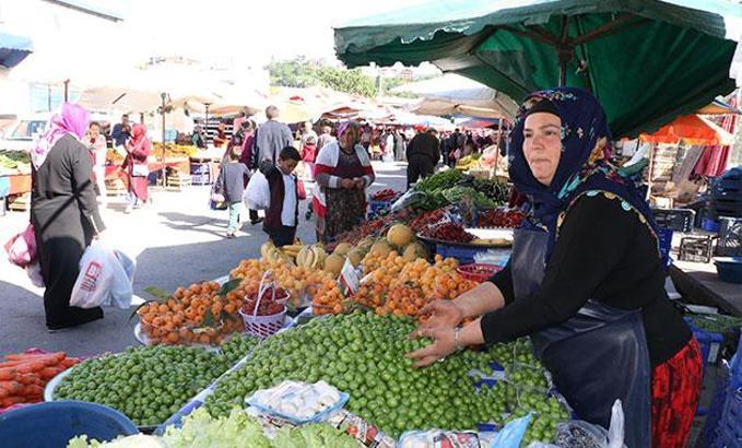 Kadın pazarcı, bağımsız milletvekili adayı oldu