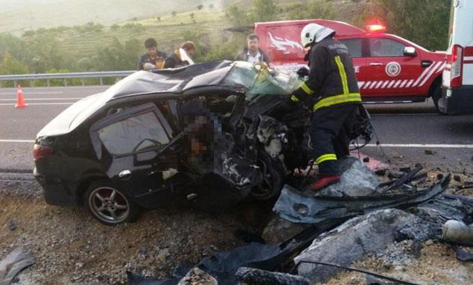 AK Parti Elazığ Gençlik Kolları başkan yardımcıları kazada öldü