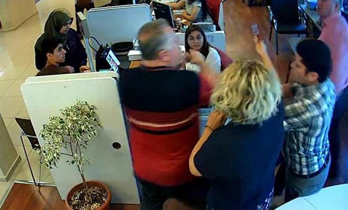 İzmir'deki nüfus müdürlükleri çalışanlarından şiddet tepkisi