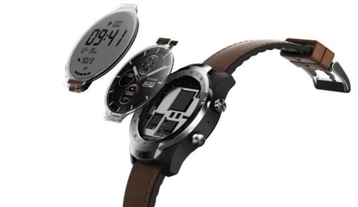 İki ekranlı sıra dışı akıllı saat