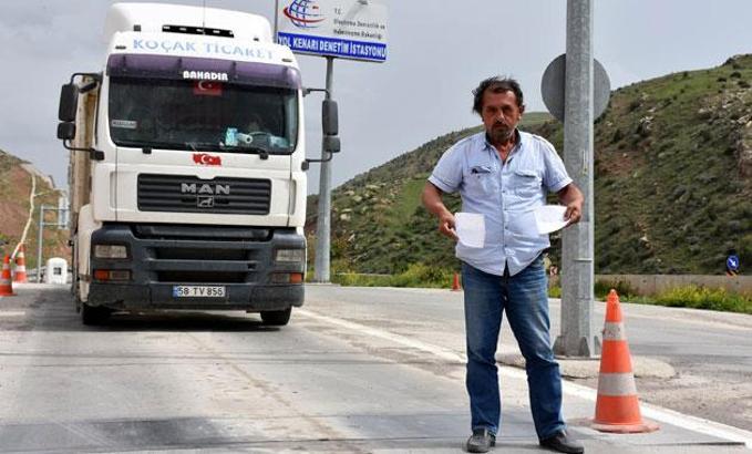 TIR sürücüsü tartıya itiraz edip, kantarı 6 saat boyunca kapattı