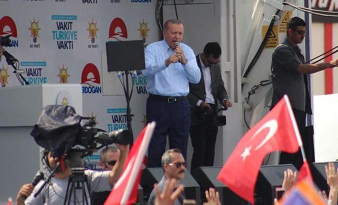 Erdoğan'dan prompter cevabı