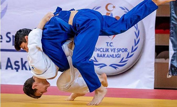 Yıldızlar Judo Şampiyonası Eskişehir'de başladı