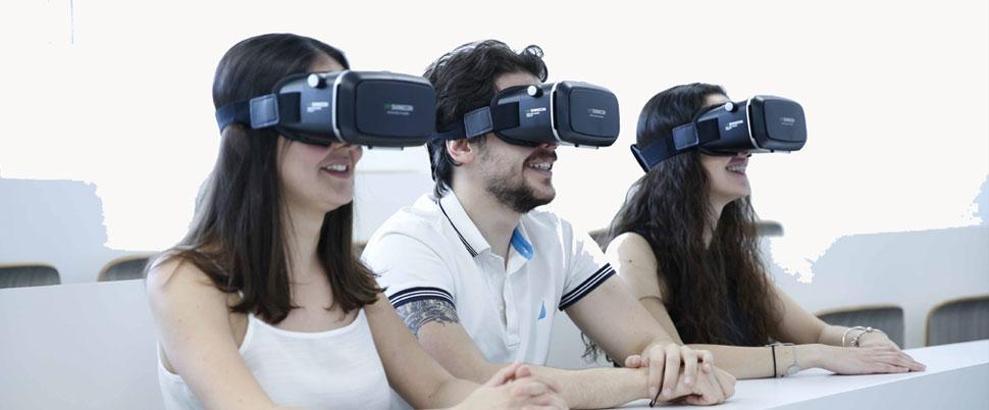 FARMAVR simülasyon teknolojisi ile gerçek eczane deneyimi