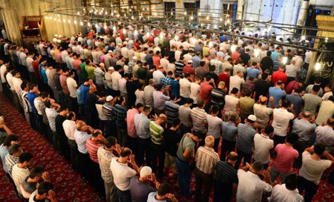 İl il bayram namazı saatleri... Bayram namazı saat kaçta kılınacak?