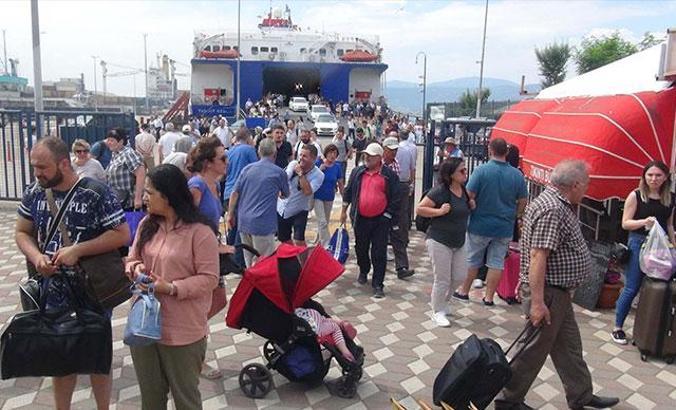 Tatilciler dönüş yolunda