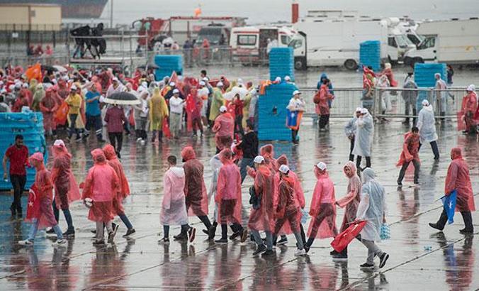 AK Parti'nin “Büyük İstanbul Mitingi''  için toplanmalar başladı