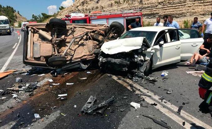 Bayram tatilinde kazalarda 67 kişi yaşamını yitirdi, 341 kişi de yaralandı