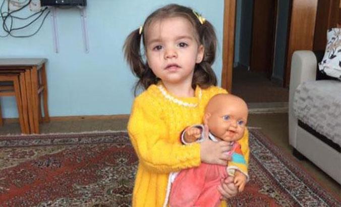 Küçük Belinay, 100 metrelik uçuruma yuvarlanan araçta öldü