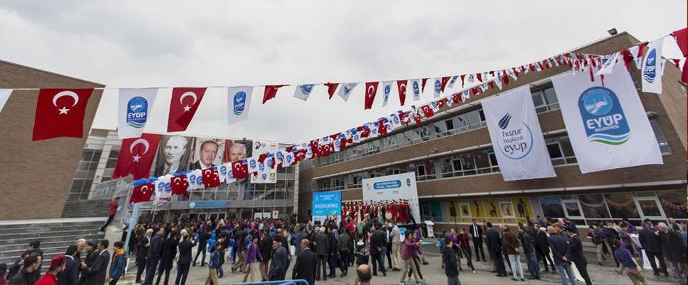 Eyüpsultan’da 4 buçuk yılda 14 okul yıkılıp yeniden yapıldı