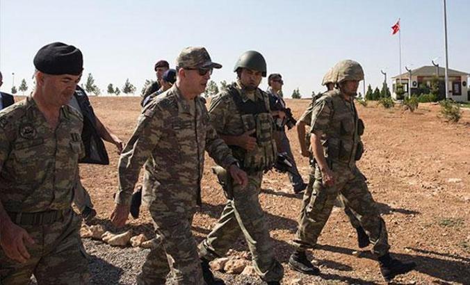 Genelkurmay Başkanı Akar, Suriye sınırında incelemelerde bulundu