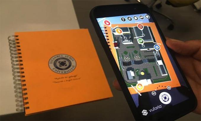 Türkiye'nin ilk hibrit aplikasyonu 'İAU Ar READER' kullanımda
