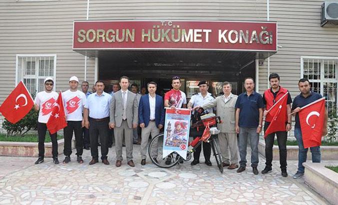 Şehit Ömer Halisdemir için 370 kilometre pedal çevirecek