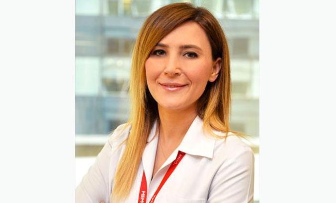 Uzm. Dr. Günhar: Doğumdan sonraki ilk yarım saat içinde emzirin