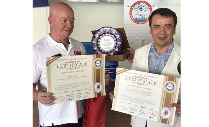 24 saat sudan çıkmadan 301 ton ağırlık kaldırdı