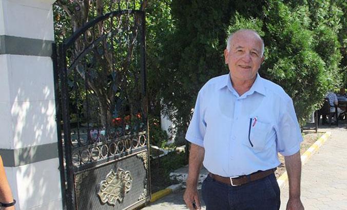 Kalbinin sağda olduğunu iş başvurusunda öğrenmiş