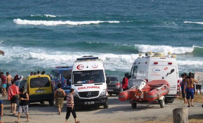 Şile'de olumsuz hava koşulları nedeniyle denize girmek yasaklandı