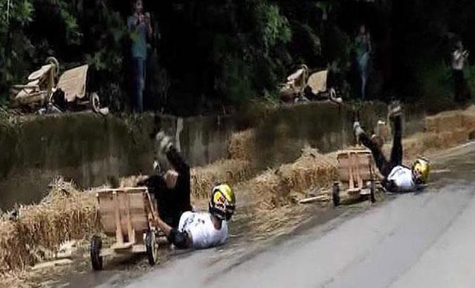 Kenan Sofuoğlu, tahta arabayla böyle kaza yapmış