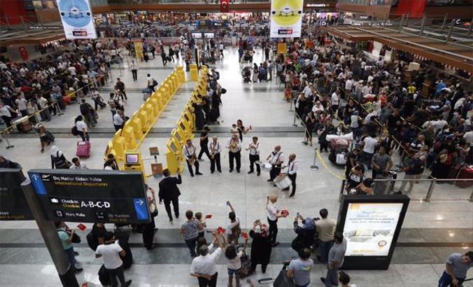 Sabiha Gökçen'de Zafer Bayramı coşkusu