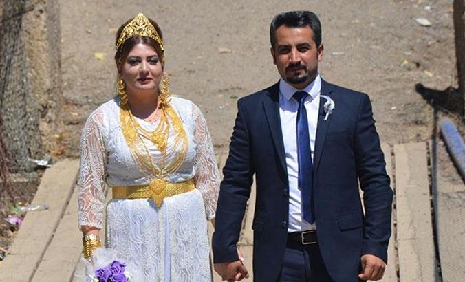 Aşiret düğününde geline 1,5 kilo altın, damada otomobil