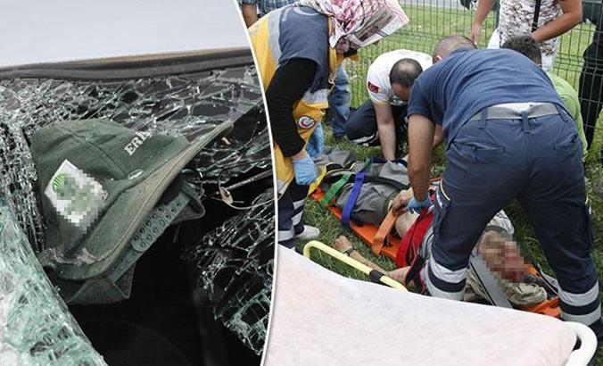 Bursa'da kaza! Şapkası ve gözlüğü otomobilin kırılan camına takılı kaldı