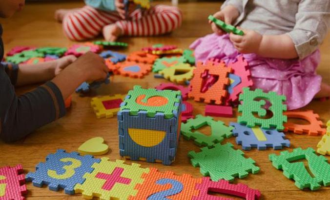 'Helikopter ebeveynlik' çocuğun okul başarısını olumsuz etkiliyor