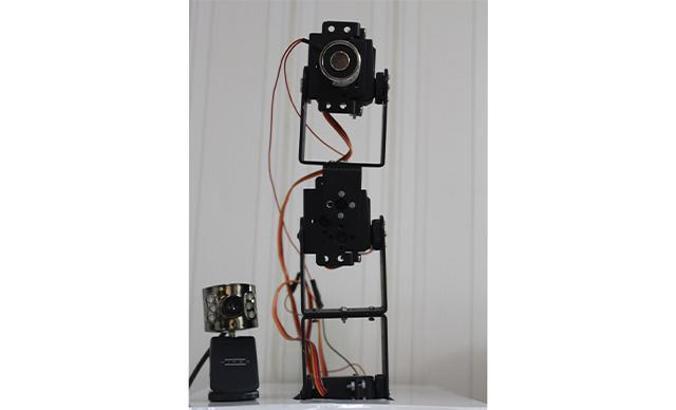 Engelliler için işaret dilini algılayan robot geliştirildi