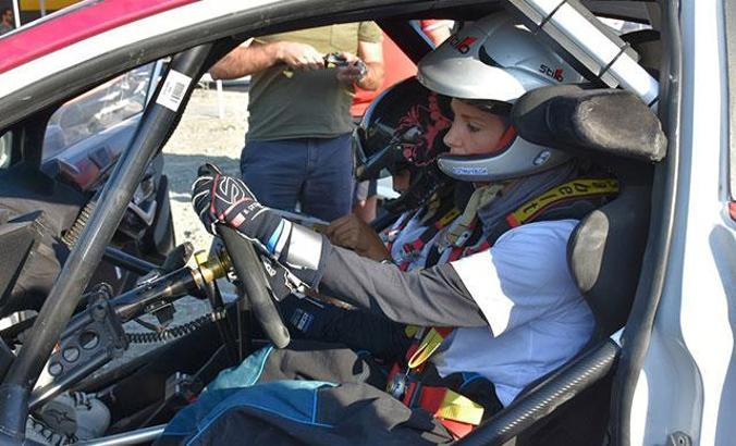 Dünya Ralli Şampiyonası'nın tek Türk kadın pilotu Çetinkaya, test sürüşünü yaptı