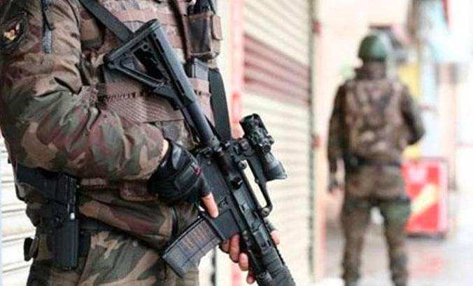 İstanbul'da terör operasyonunda çatışma: 1 ölü
