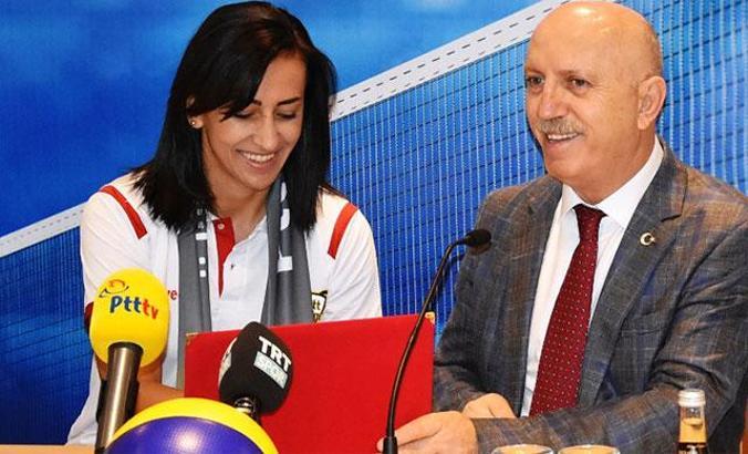 PTT Spor'da imzalar atıldı