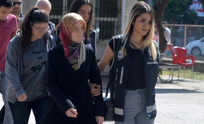 FETÖ'nün polis eşlerine 'abla' görevi yapmış