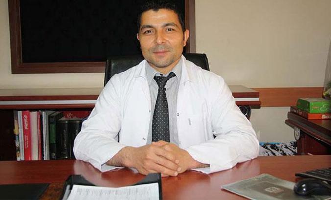 Başhekim, görev yaptığı hastanede yaşamını yitirdi