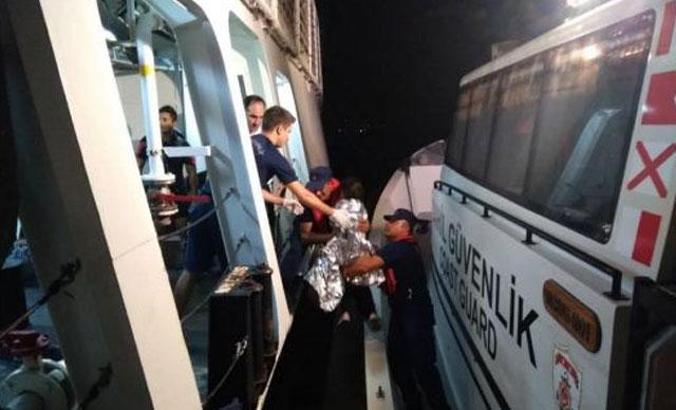 Bodrum açıklarında göçmen teknesi battı: 2 ölü, 1 kayıp, 16 kişi kurtarıldı
