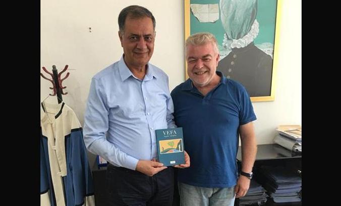 Yazar Zülfü Canpolat, DAÜ’yü ziyaret etti