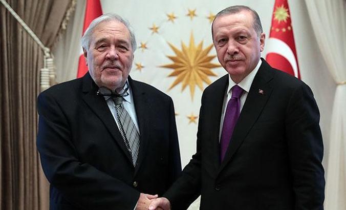 Ortaylı, kişisel kütüphanesini Cumhurbaşkanlığı Kütüphanesi'ne bağışladı