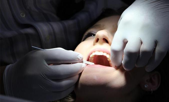 “Artık lazerli kanal tedavisi daha etkili”