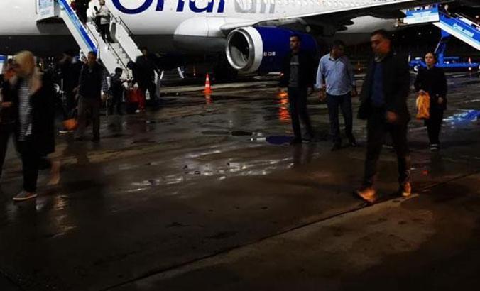İstanbul-Malatya uçağı, Diyarbakır'a zorunlu iniş yaptı