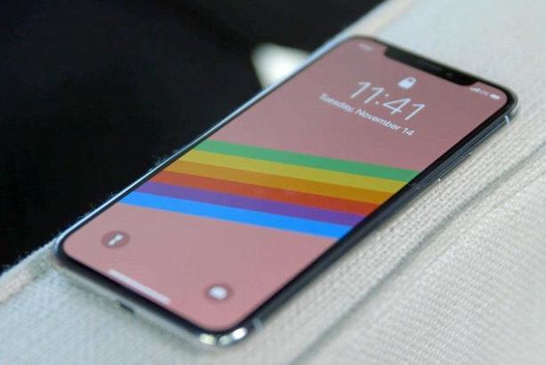 iPhone X ve iPhone 8'e yavaşlatma özelliği geldi!