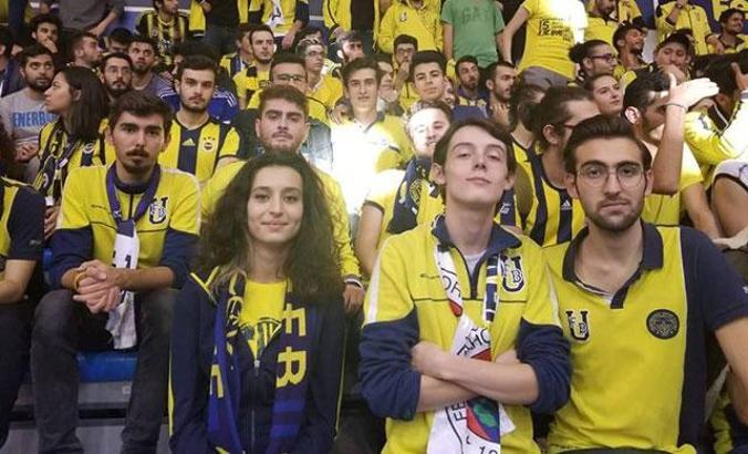 Kalp krizine yenilen Koray Şener'li tezahürat paylaşımı yürekleri dağladı