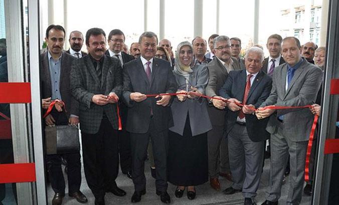 Türkiye'de ilk, dünyada 2'nci olan müze İnegöl Devlet Hastanesi'nde açıldı