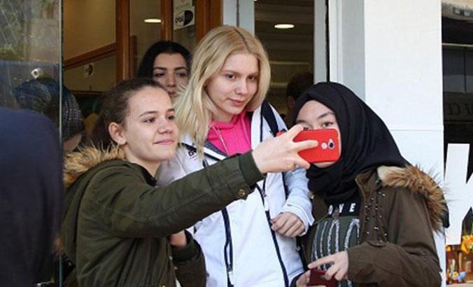 Aleyna Tilki, memleketi Seydişehir'de