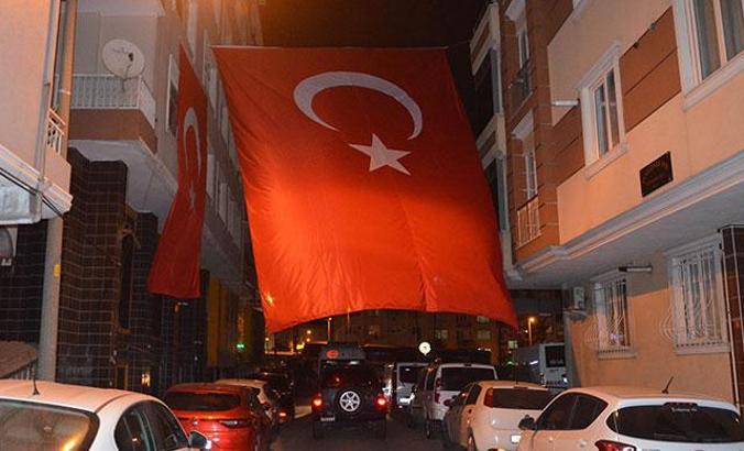 Hakkari'deki şehit ateşi, İstanbul'a da düştü