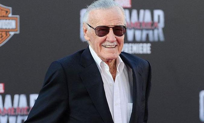 Dünyaca ünlü yazar Stan Lee hayatını kaybetti