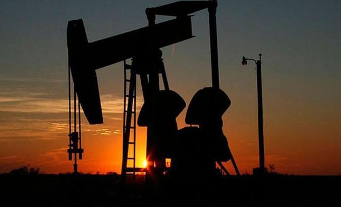 Petol fiyatları üretim kısıtlaması beklentisiyle yükseldi