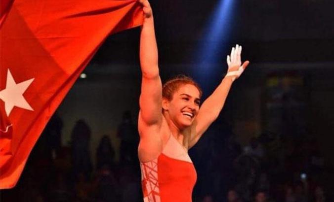 Buse Tosun Dünya Şampiyonu oldu