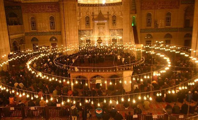Selimiye Camii, kandilde doldu